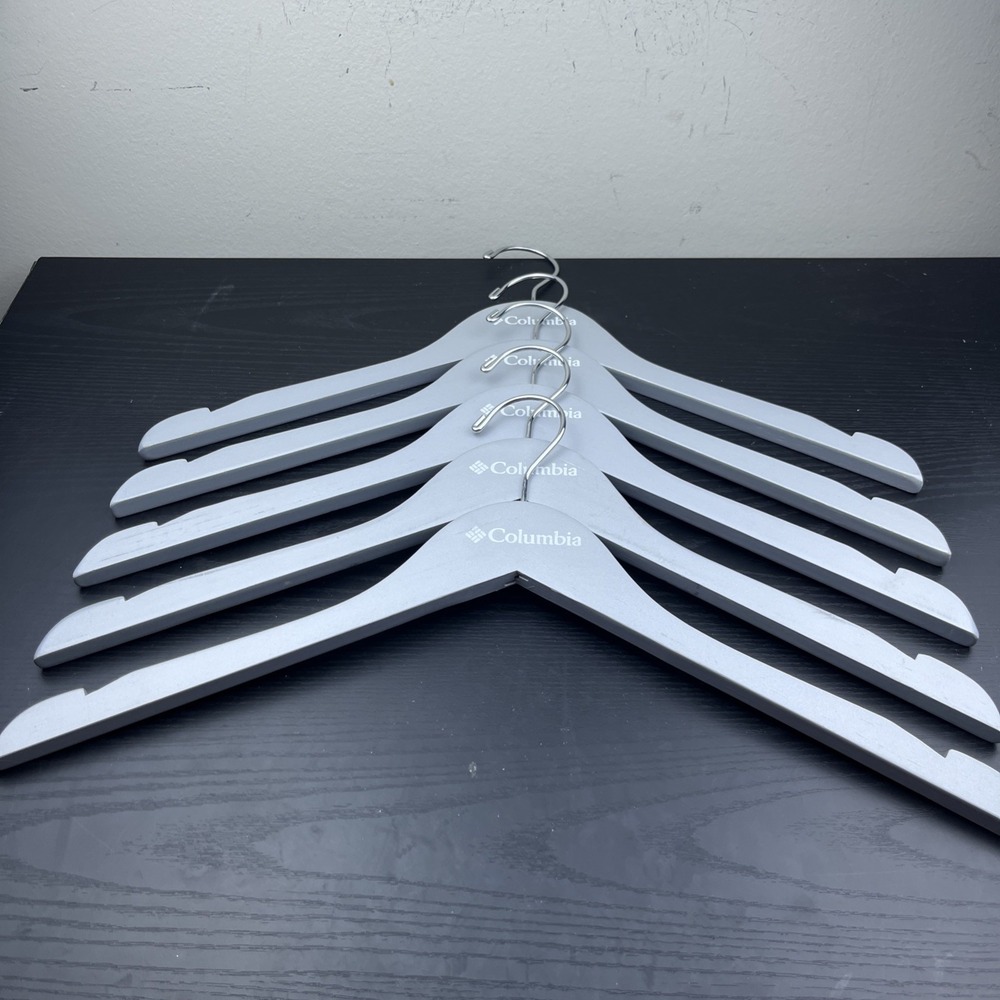 Columbia Sportswear Company Wooden Clothes Hangers Gray Set‎ of 5